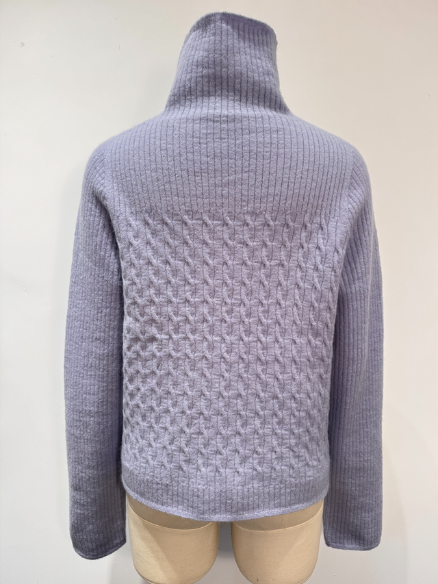 Pull &agrave; col roul&eacute; sans couture