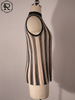 Top de punto pointelle con cuello simulado y rayas verticales